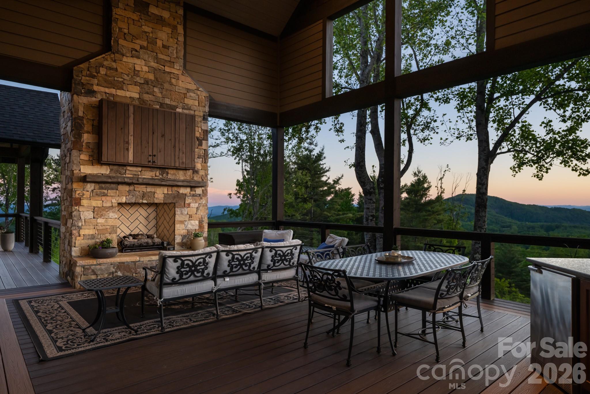 31 Bear Tree Court