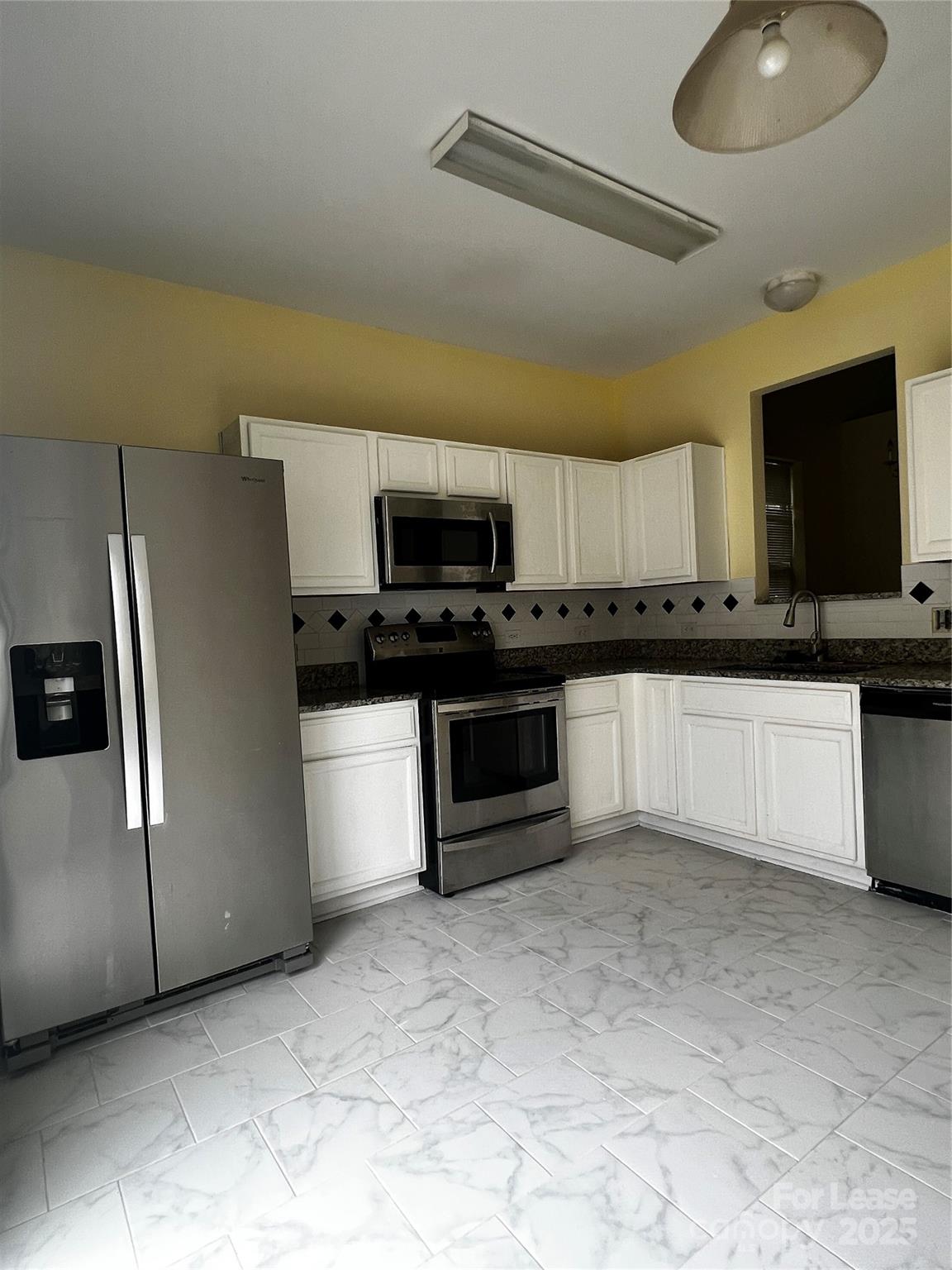 Southampton Commons - Residential Lease