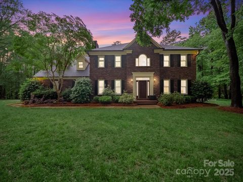8527 Foxbridge Drive Matthews NC 28104