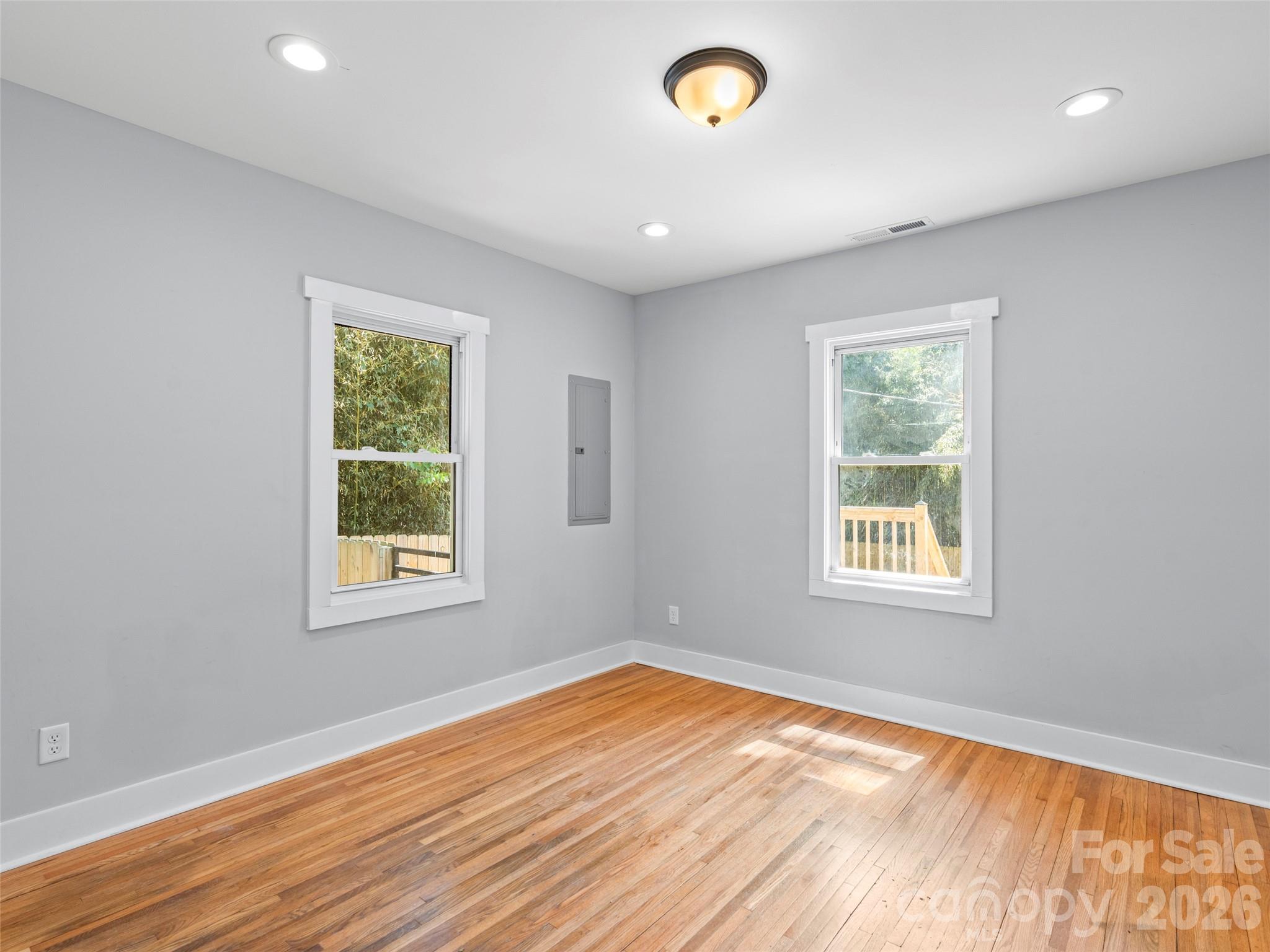 J C Shackleford - Residential