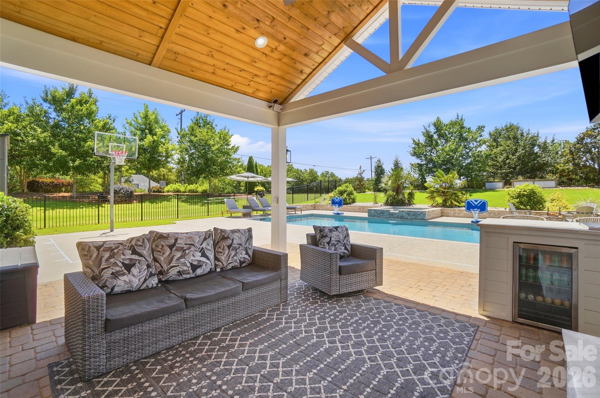 9859 Travertine Trail