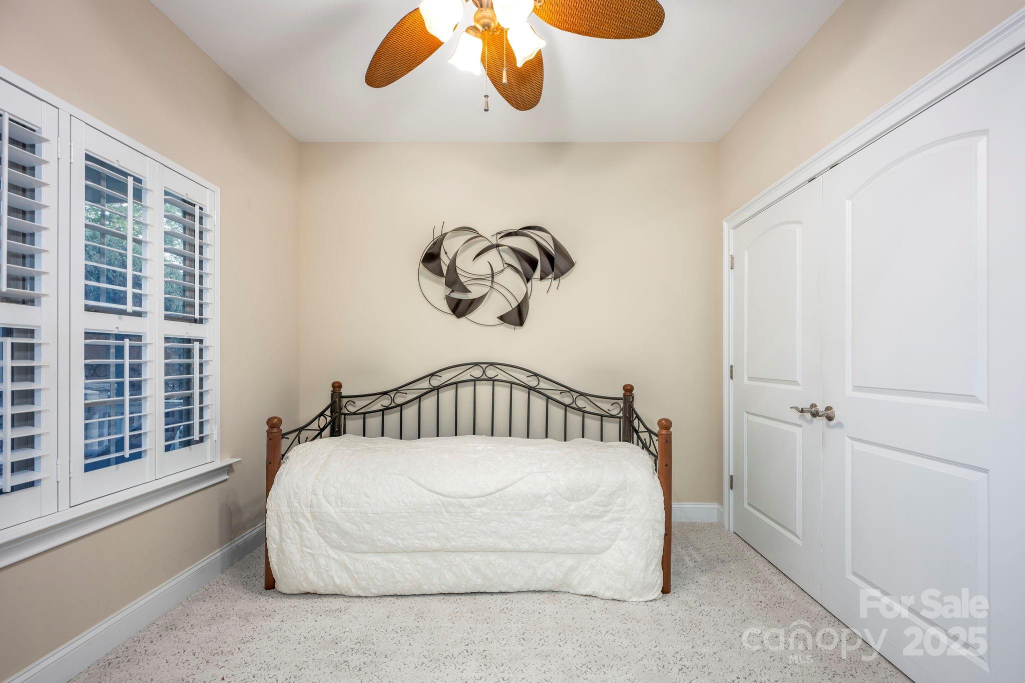 Emerald Green - Residential