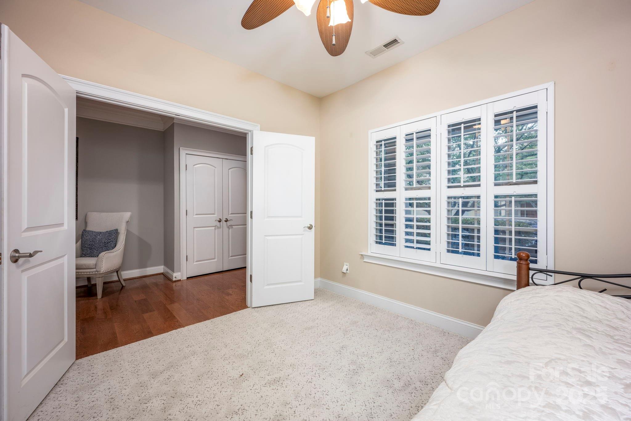 Emerald Green - Residential