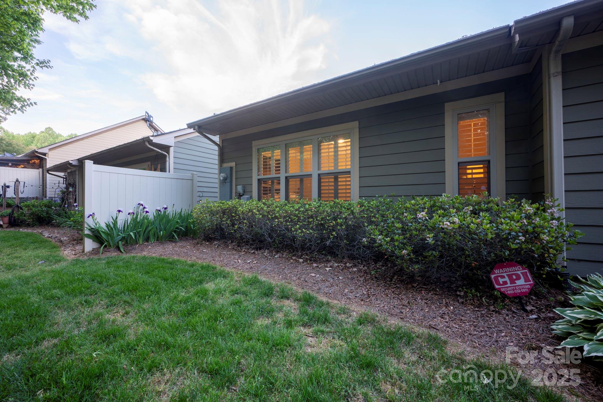 Emerald Green - Residential