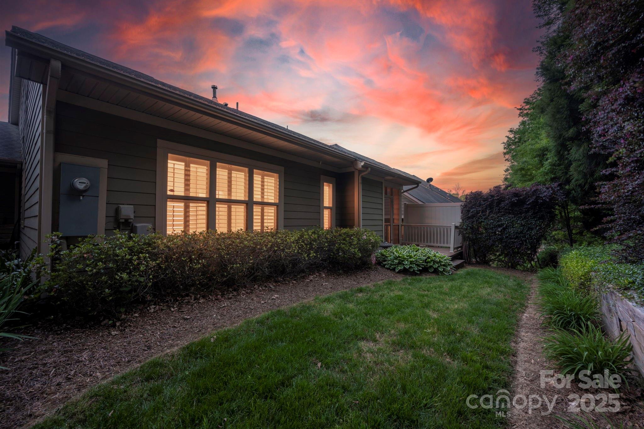 Emerald Green - Residential