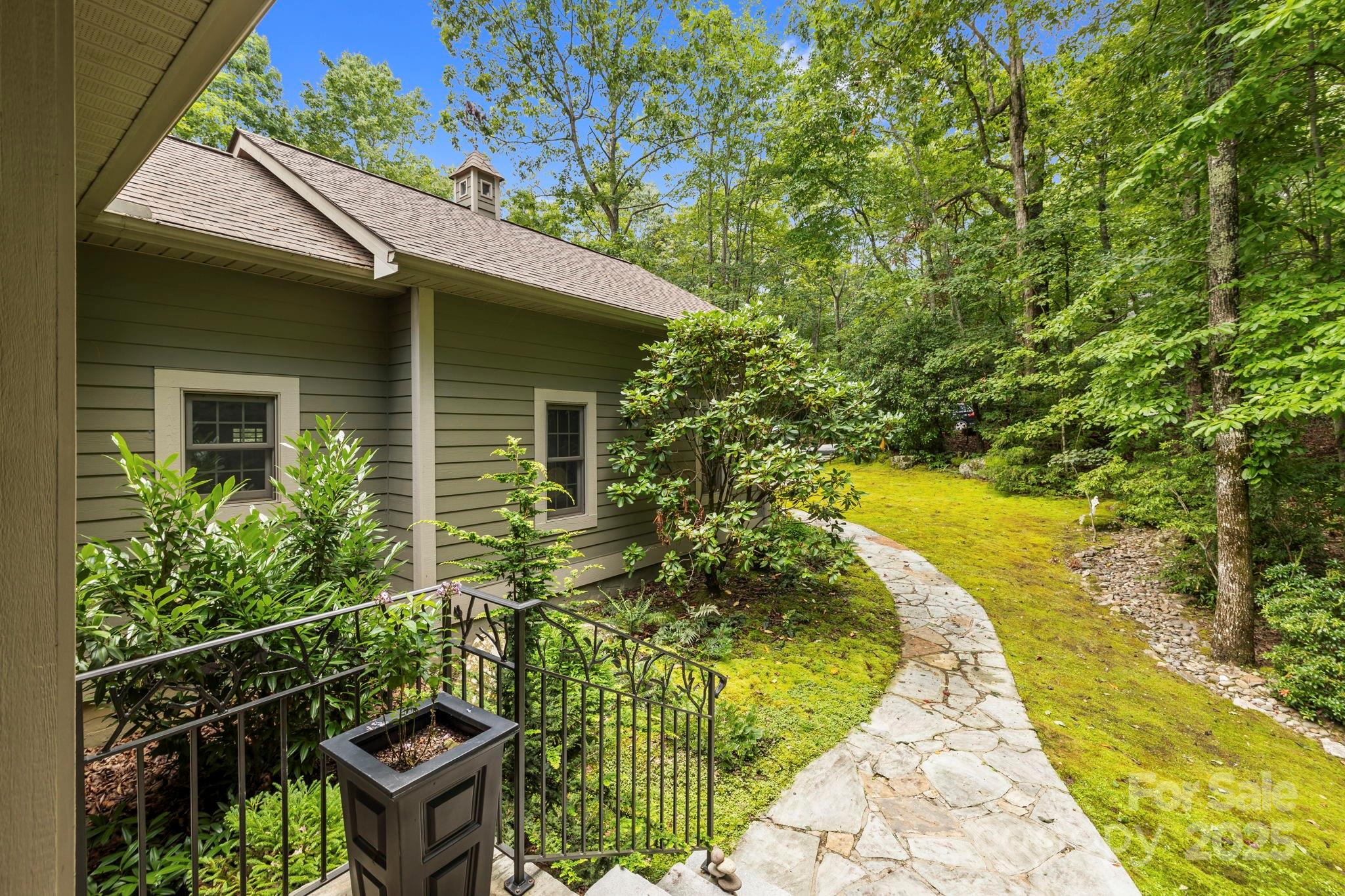 Connestee Falls - Residential