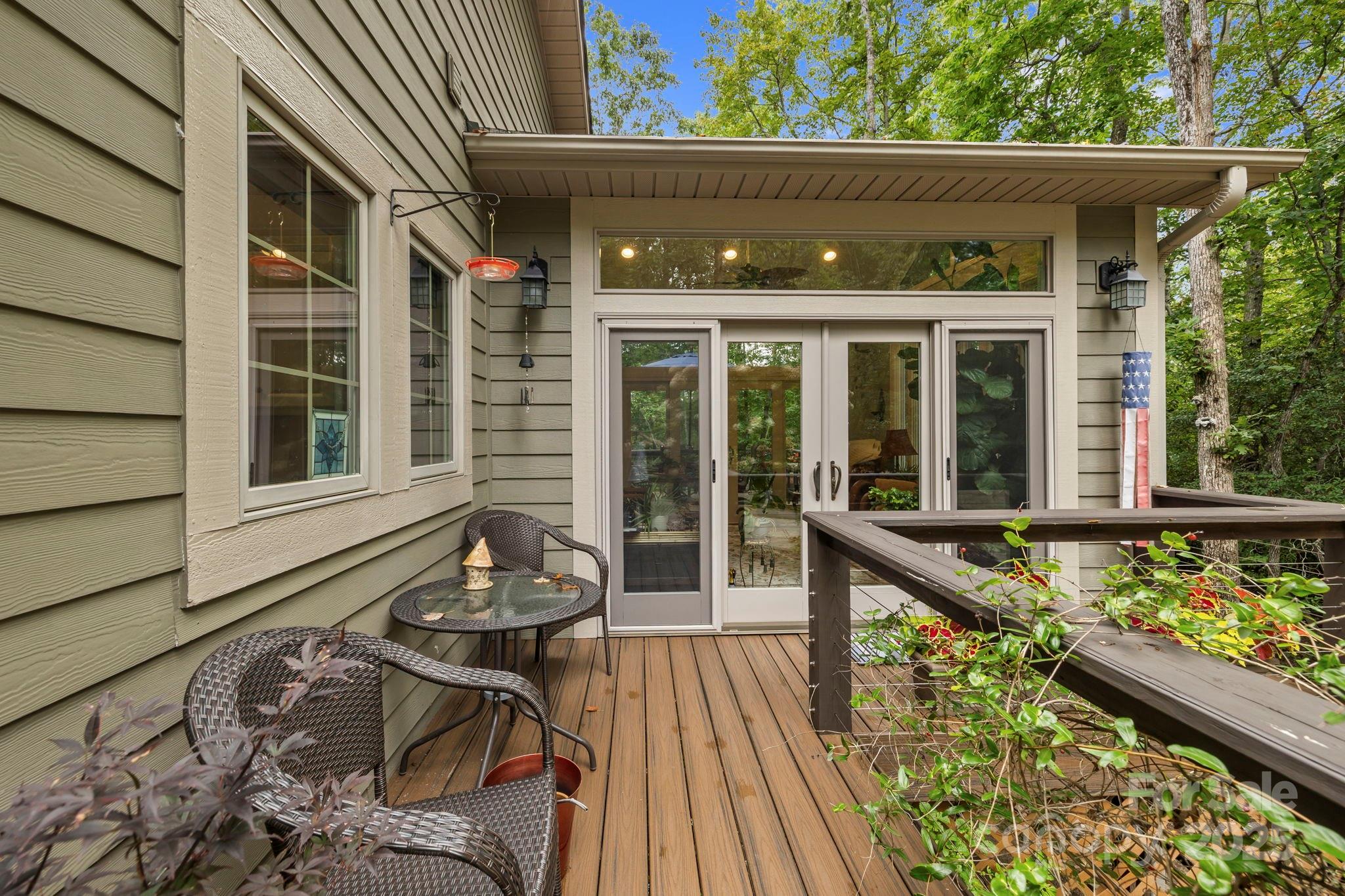 Connestee Falls - Residential