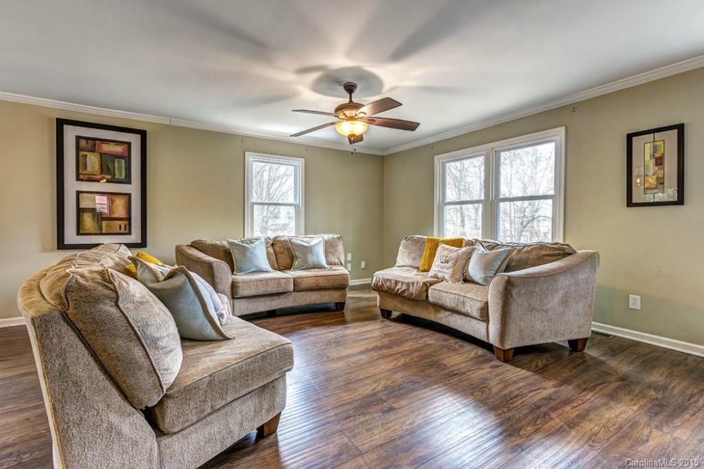 Huntington Ridge - Residential