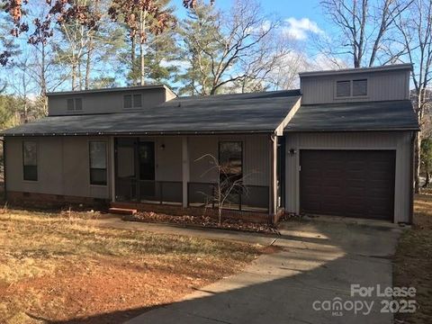 Photo of 335 Heather Court, Asheville, NC 28804 (MLS # 4325578)