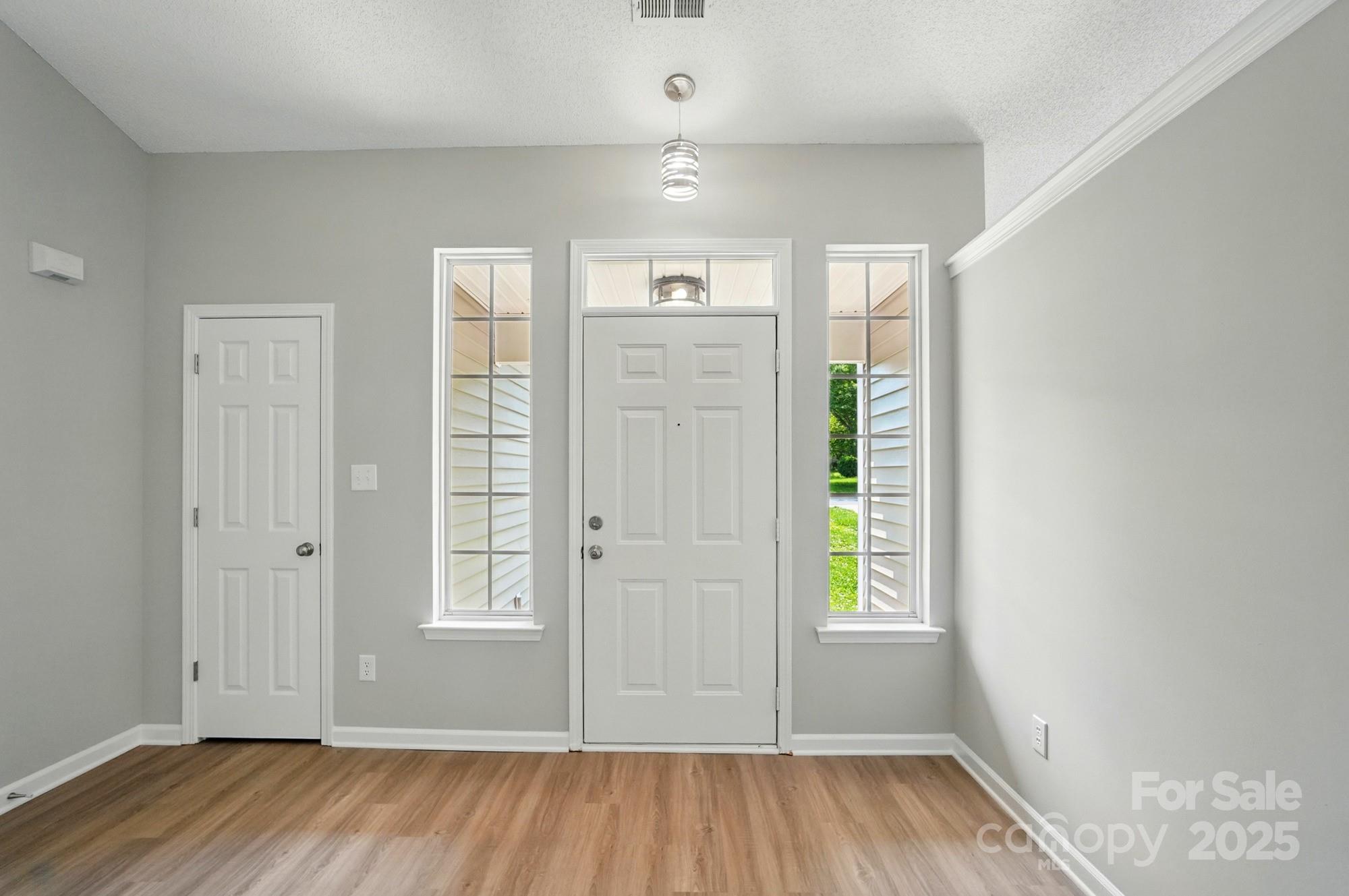 7922 Travers Run Drive