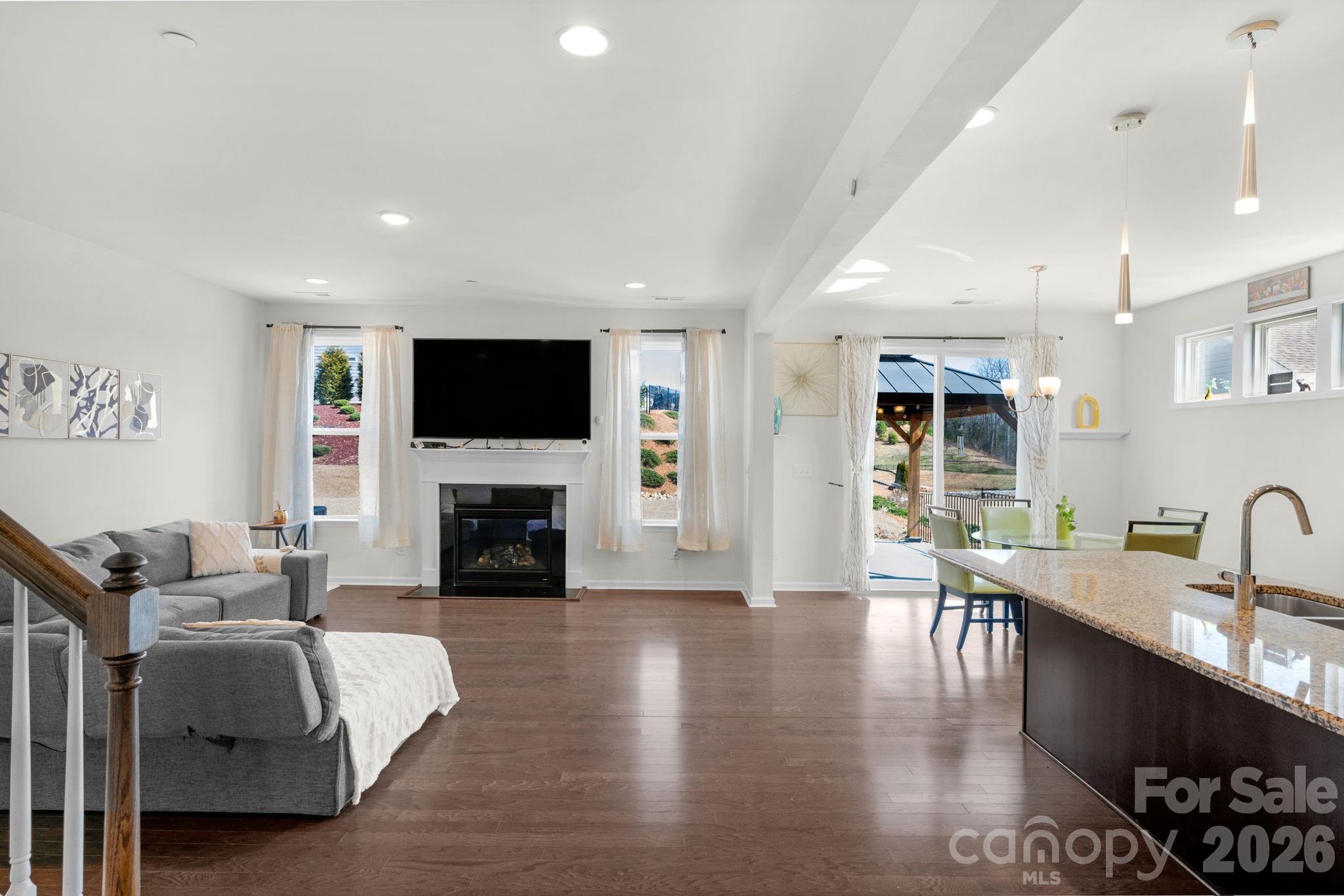 Allen Mills - Residential