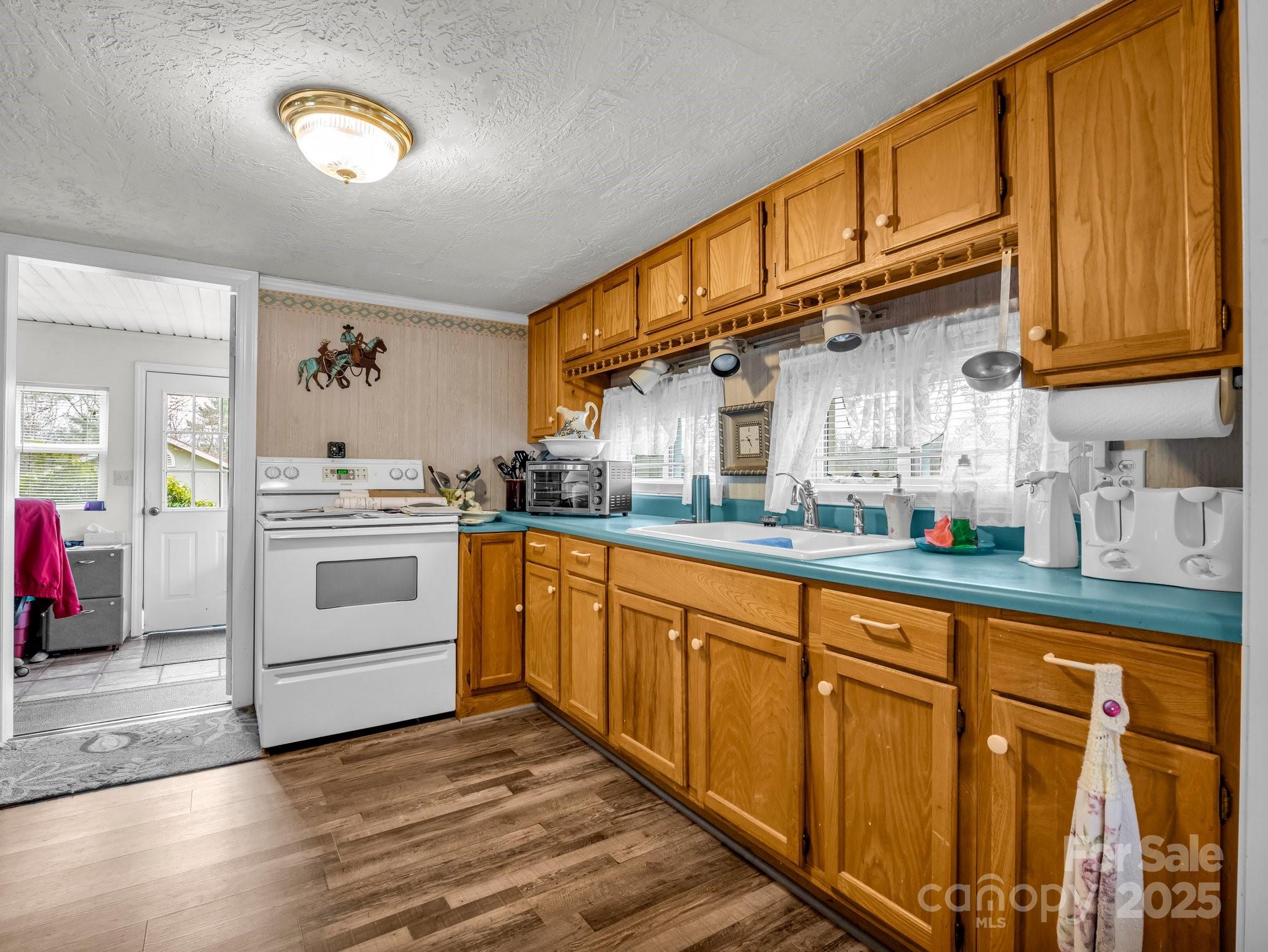 Settlers Cove - Residential