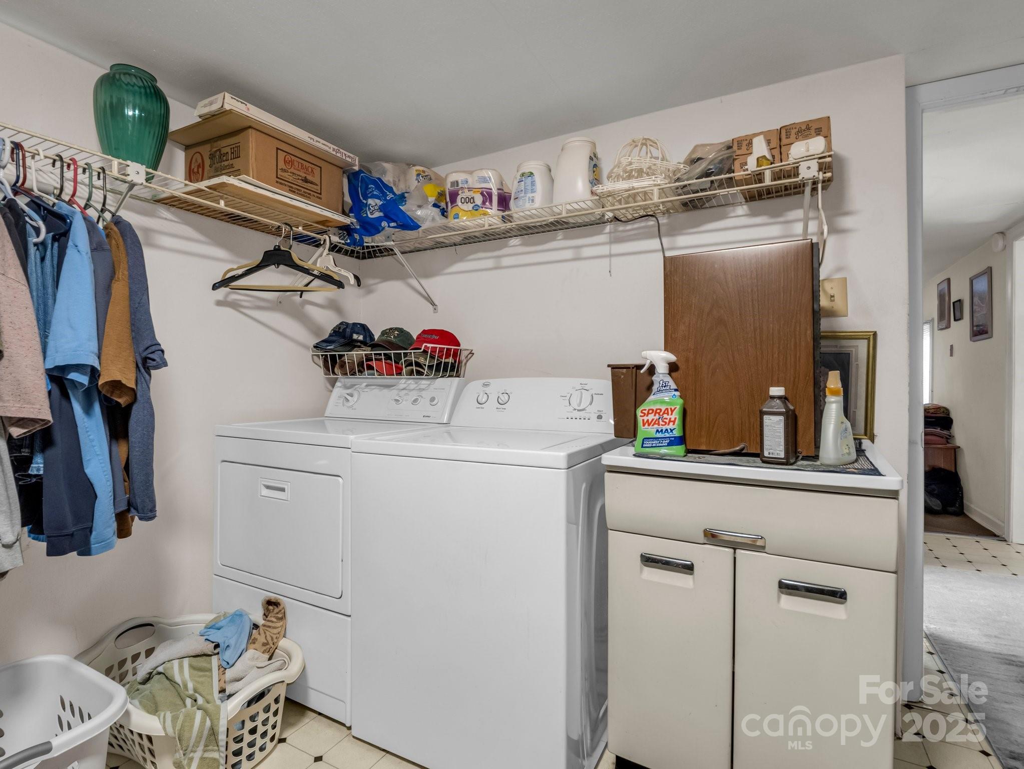 Settlers Cove - Residential