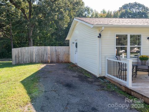 A home in Troutman