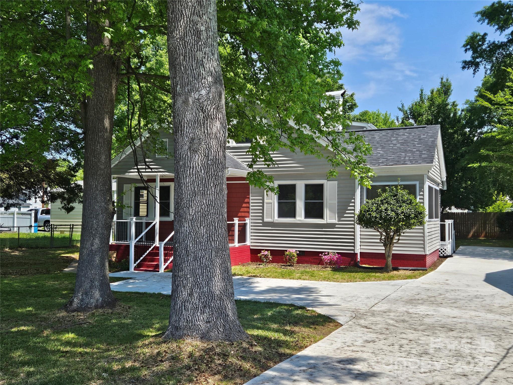 3824 Freedom Drive