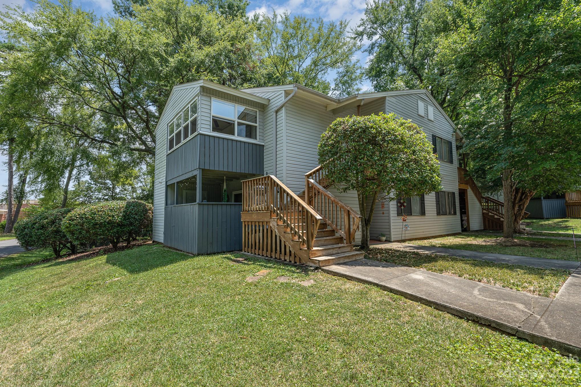 Hunters Chase - Residential