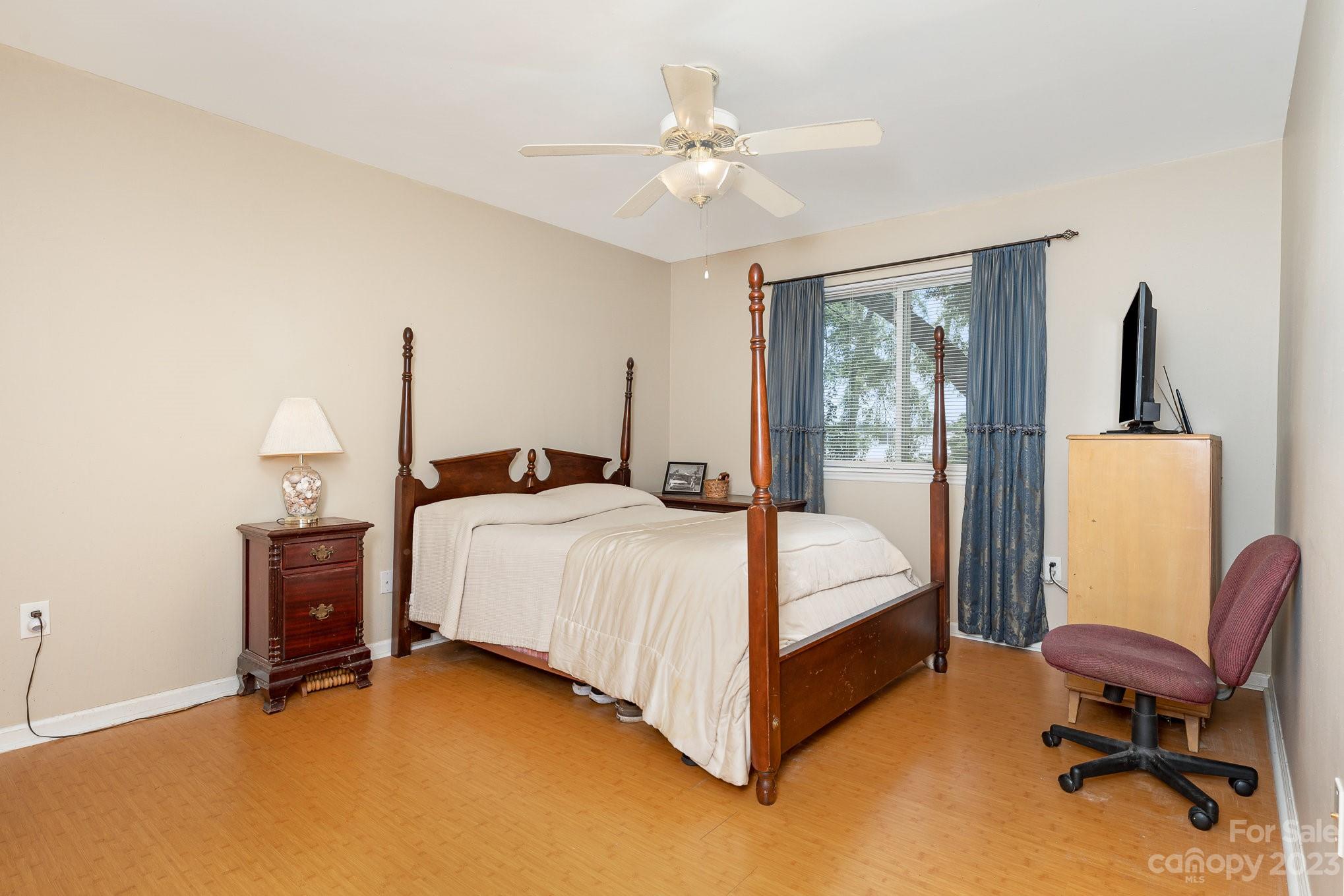 Hunters Chase - Residential