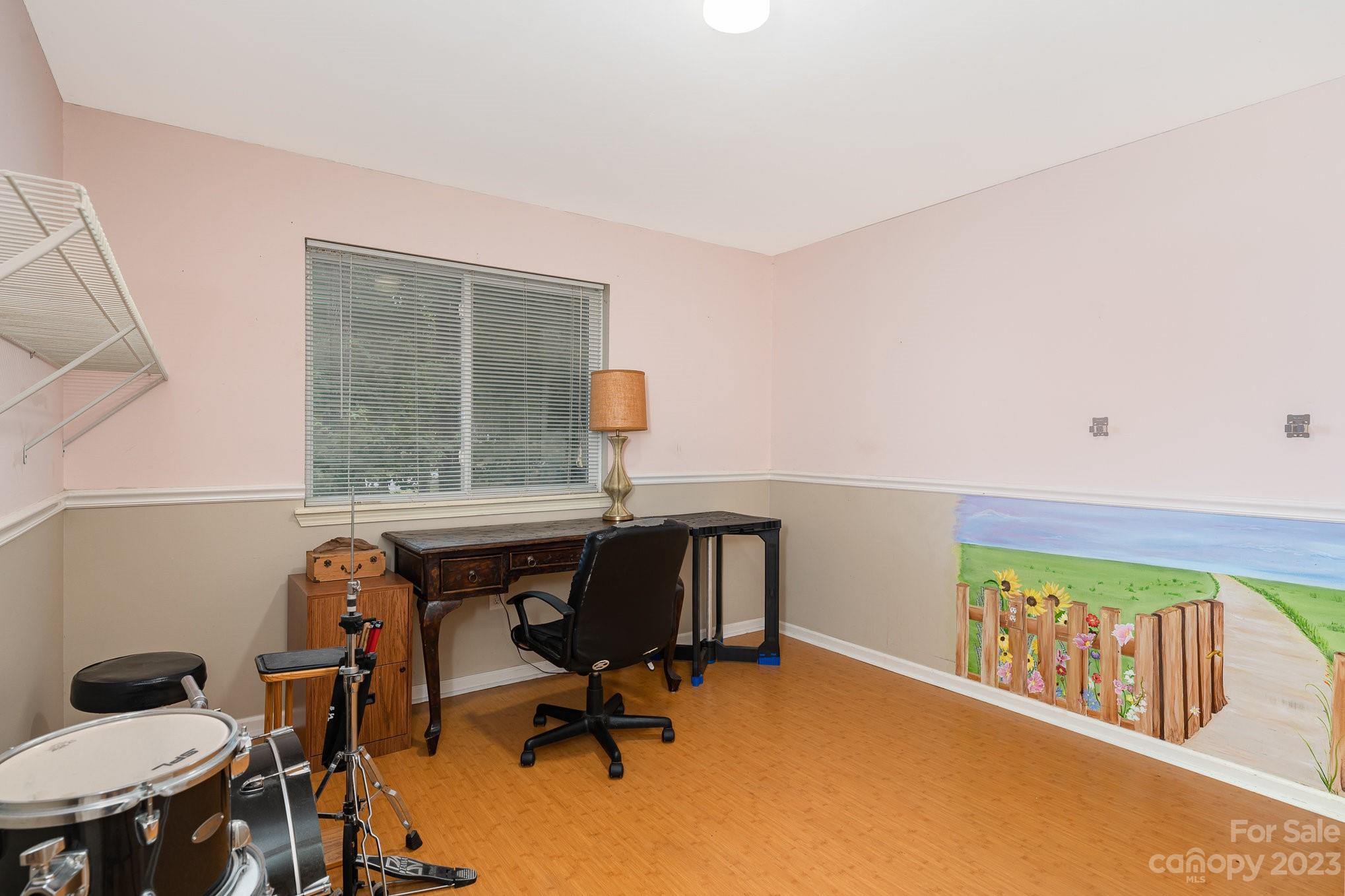 Hunters Chase - Residential