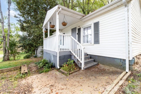 Photo of 603 8th Avenue, Gastonia, NC 28054 (MLS # 4430333)