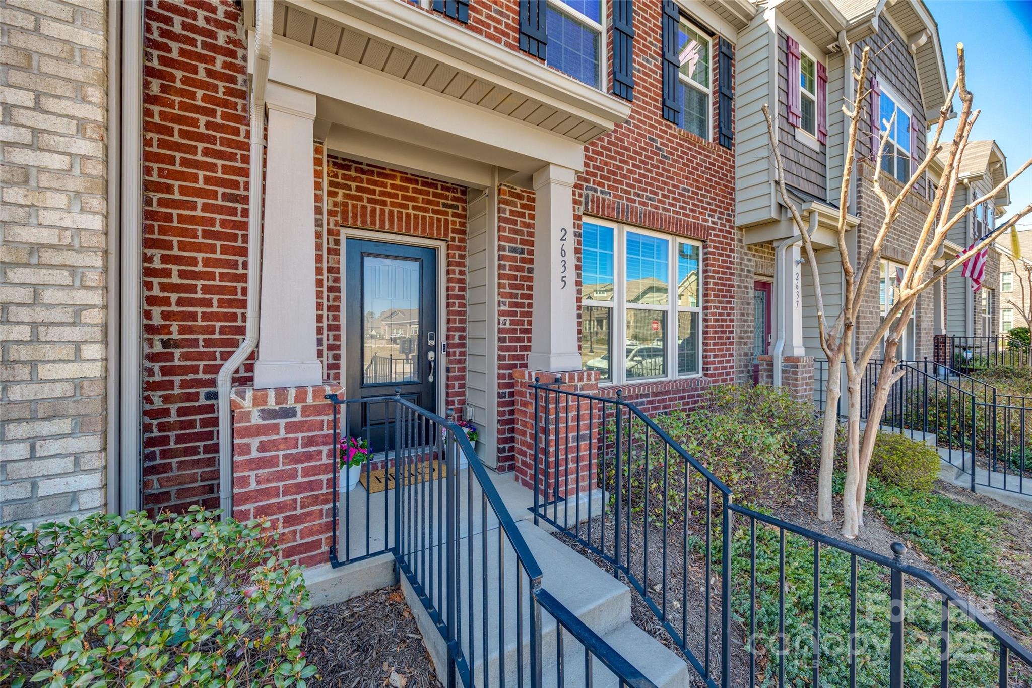 2635 Winter Thistle Way