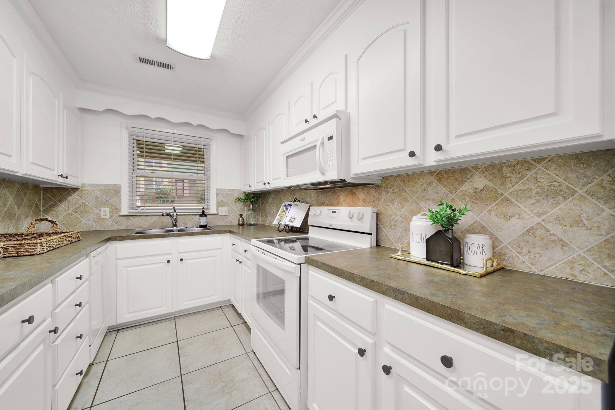 Ashebrook Villas - Residential