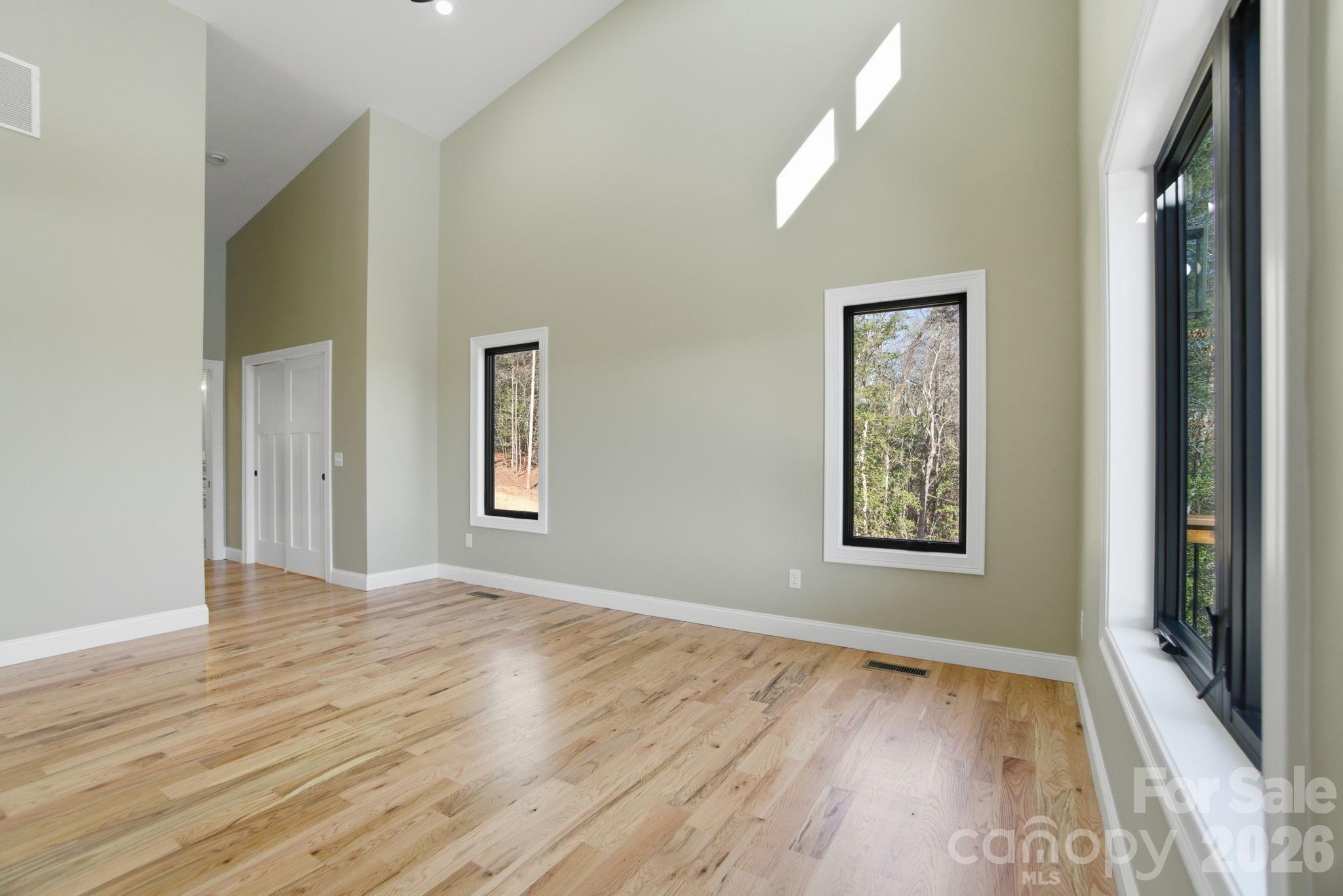 The Waterfront Club - Residential