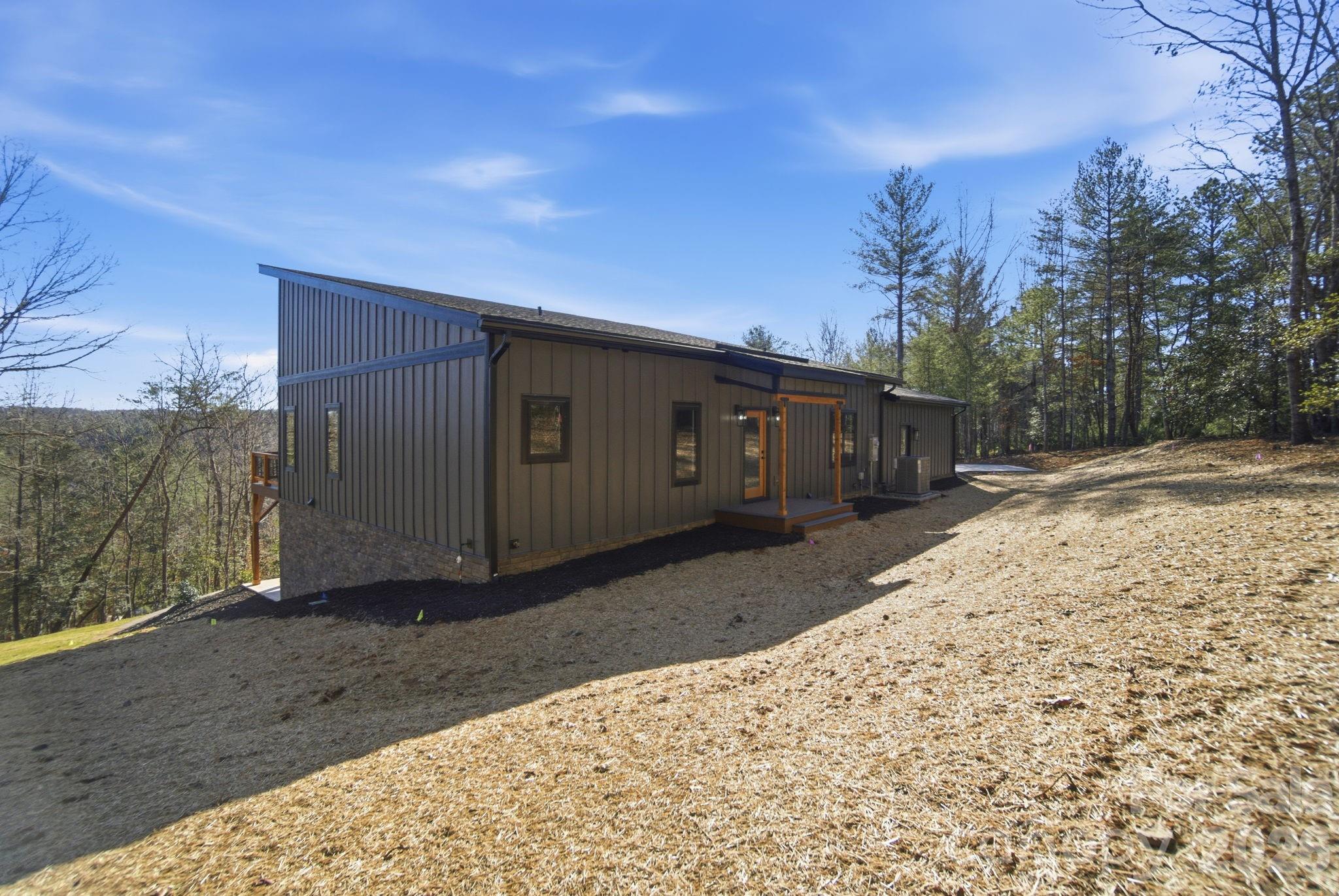 The Waterfront Club - Residential