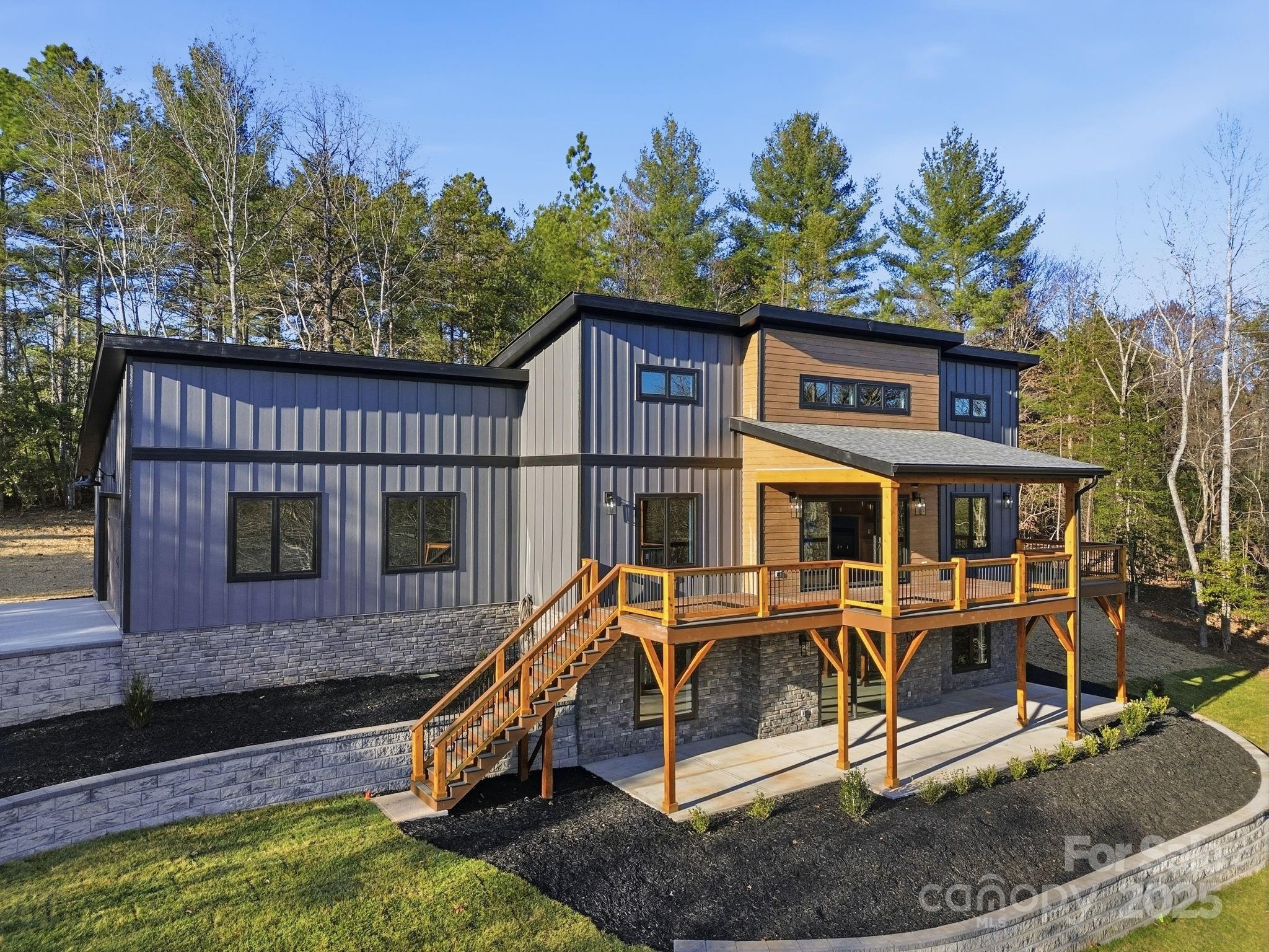 The Waterfront Club - Residential