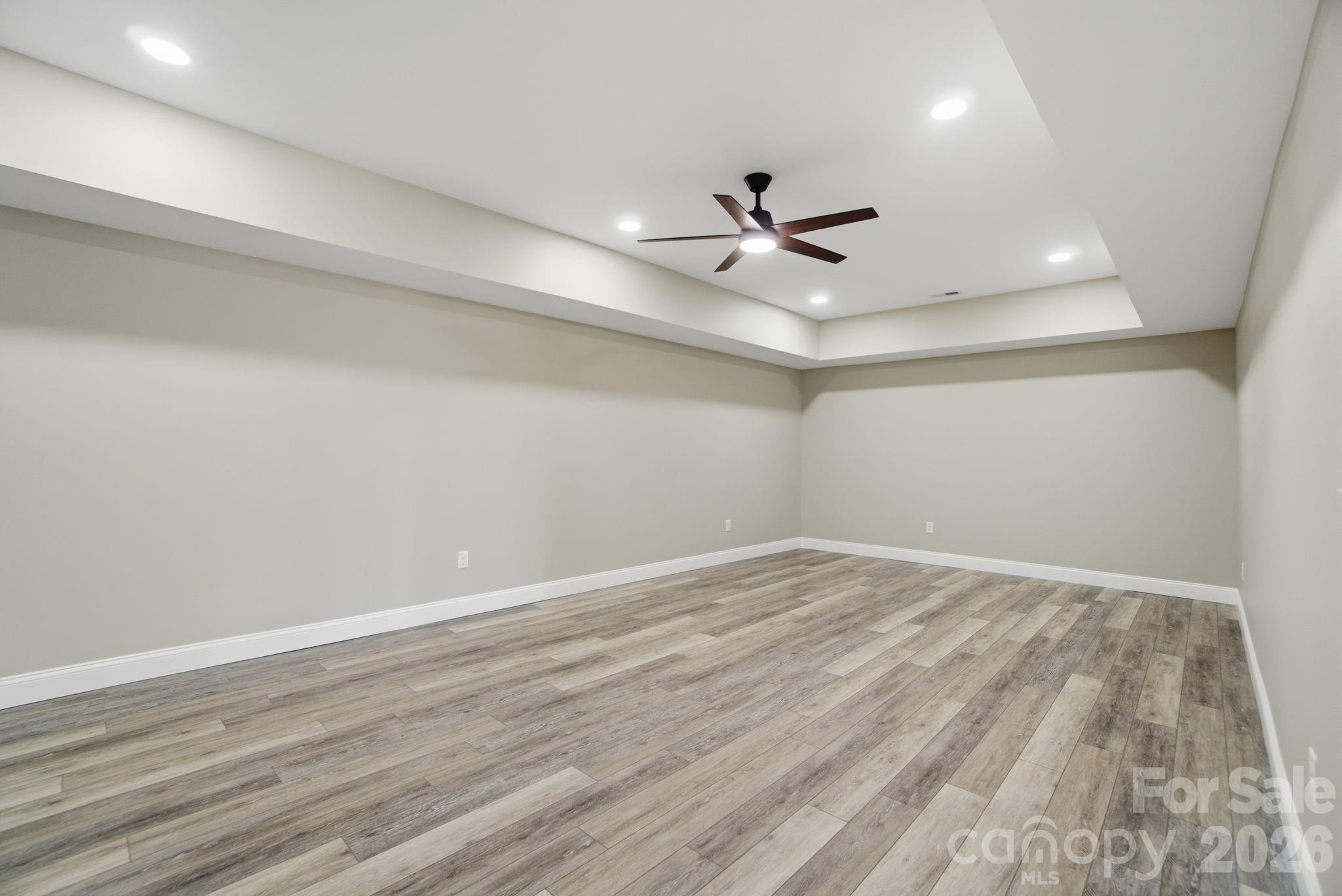 The Waterfront Club - Residential