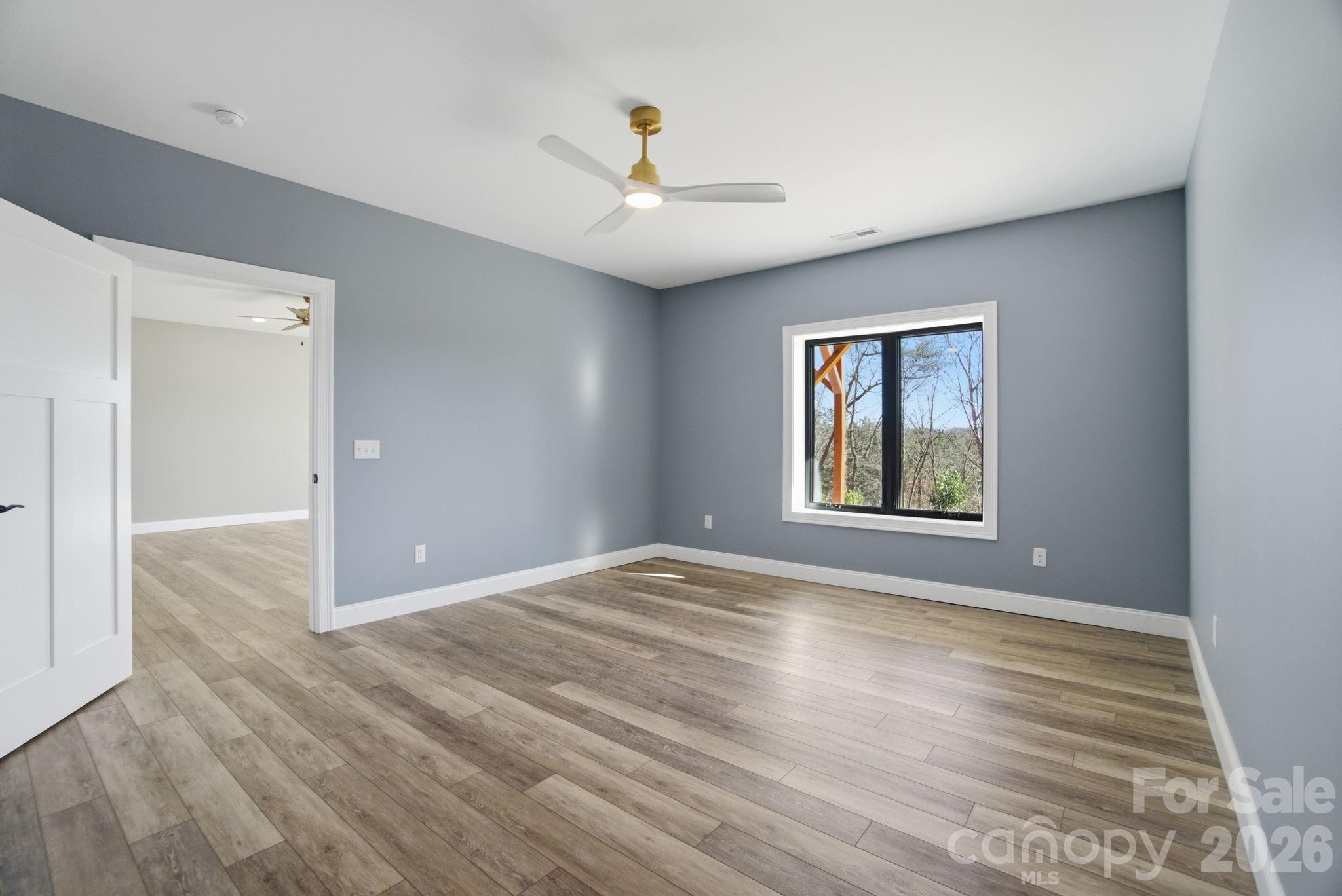 The Waterfront Club - Residential