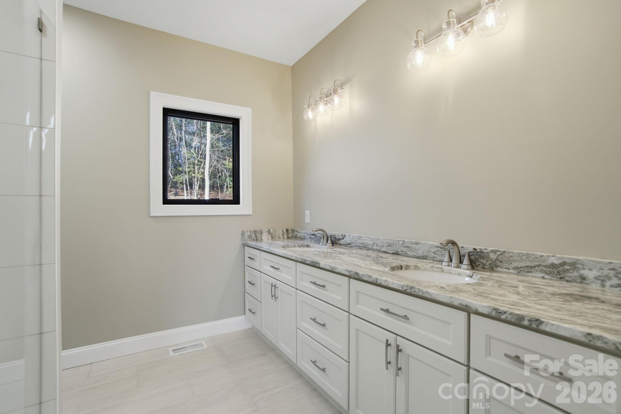 The Waterfront Club - Residential