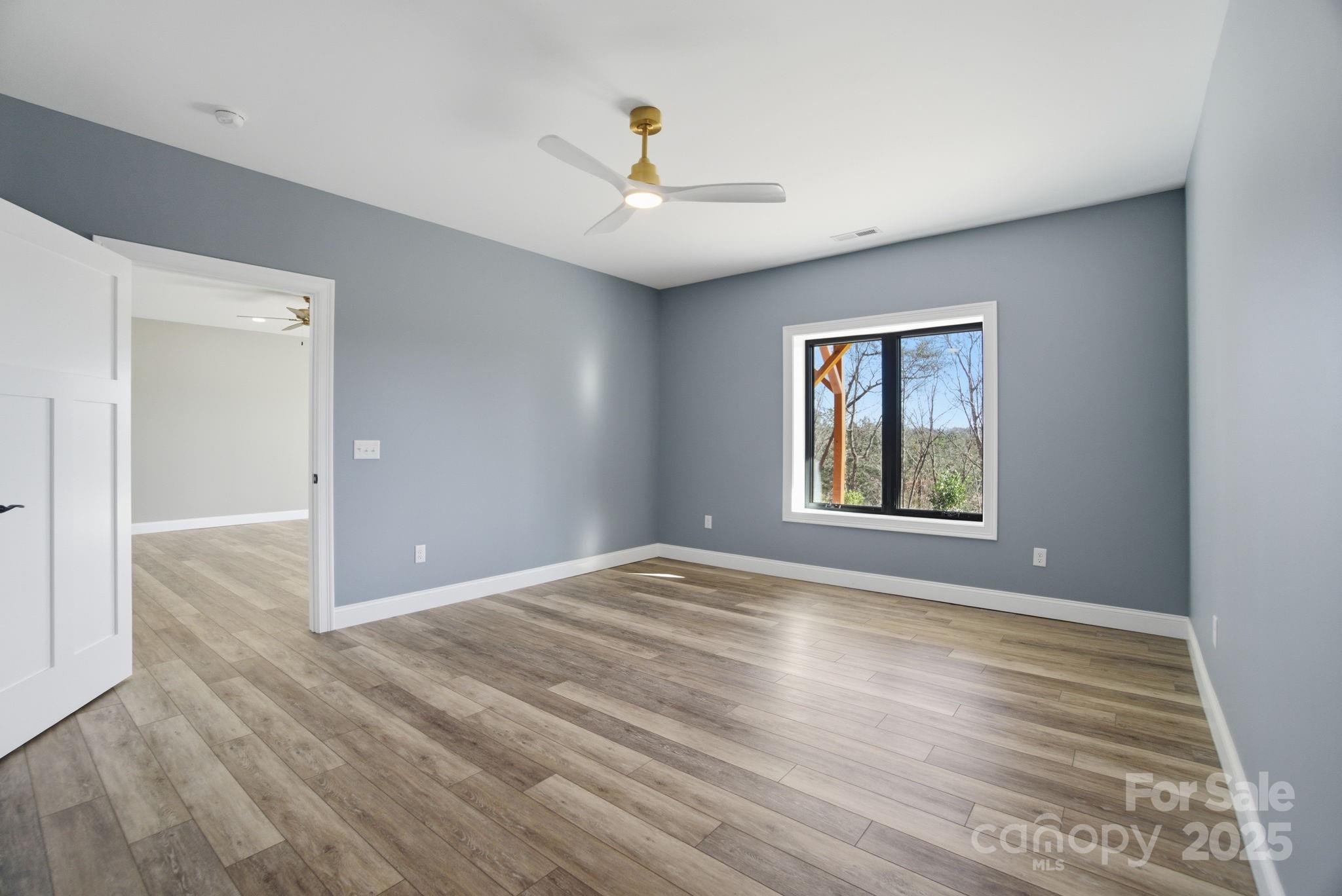 The Waterfront Club - Residential