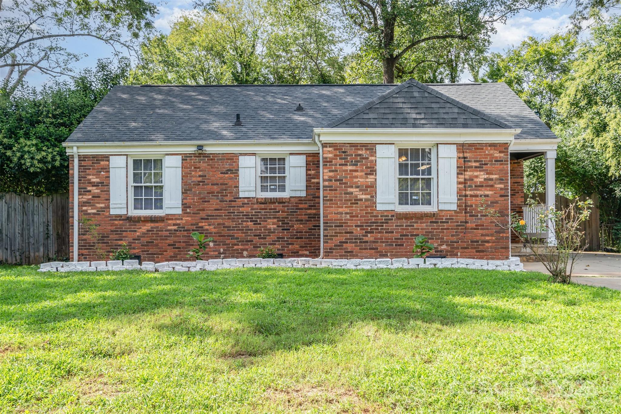 5100 Grapevine Drive 6