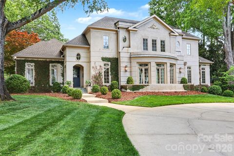 Photo of 2301 Queens Road E, Charlotte, NC 28207 (MLS # 4375058)