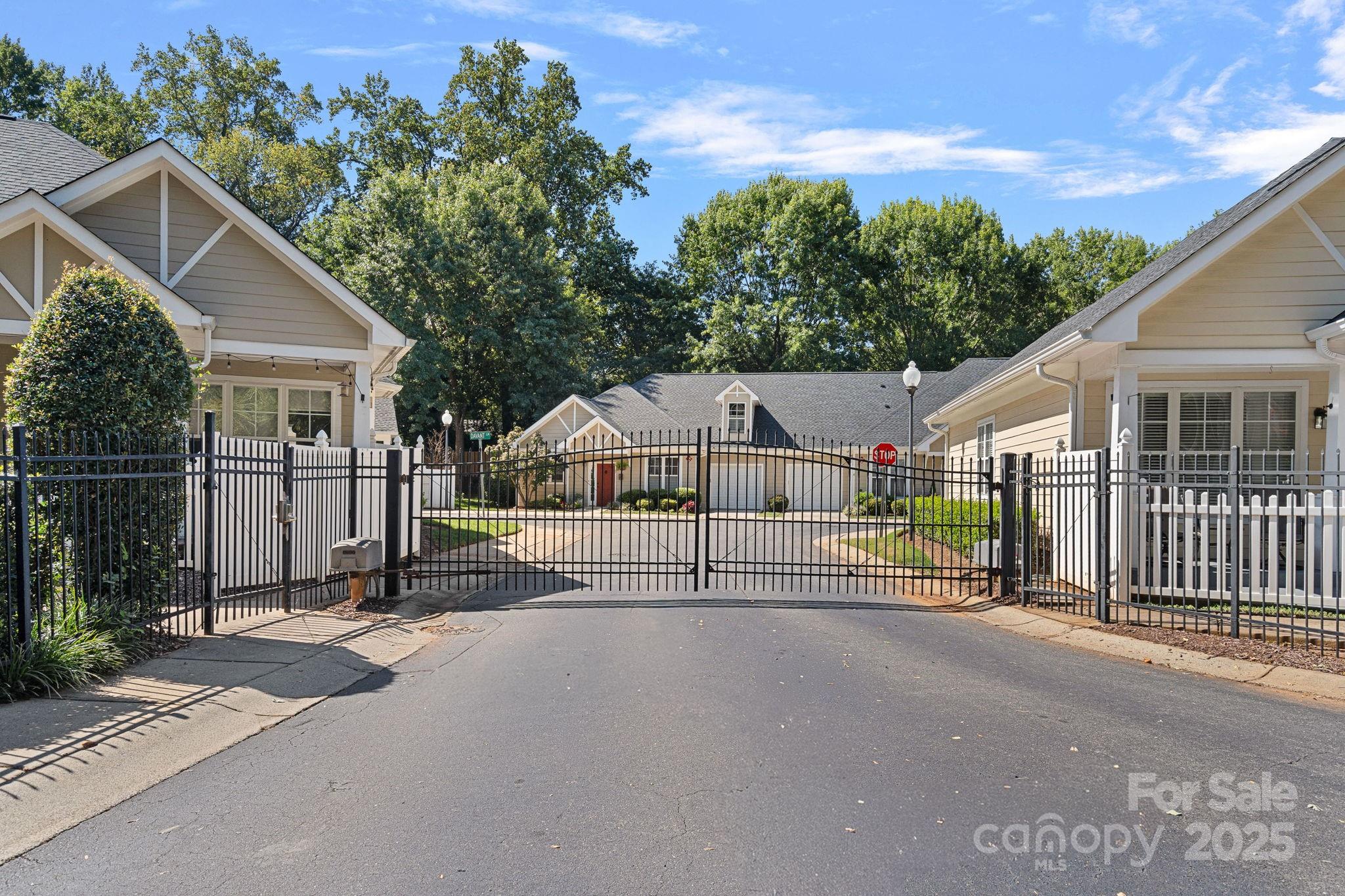 1009 Davant Lane
