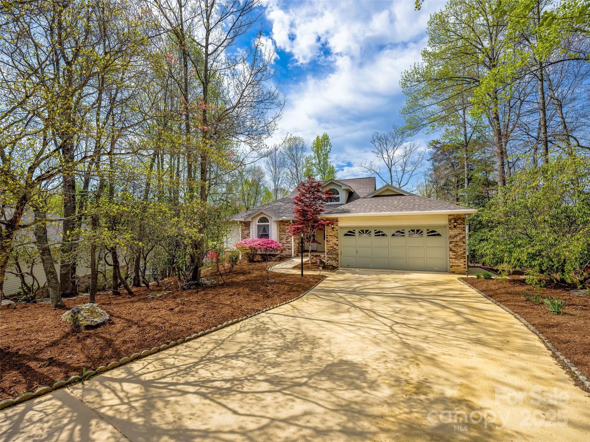 103 Brewster Circle