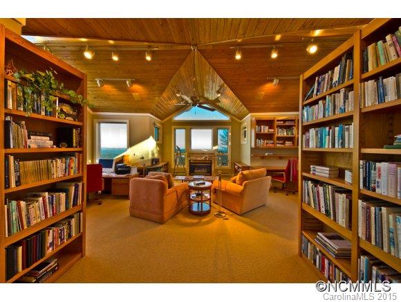 Lake Toxaway Estates - Residential