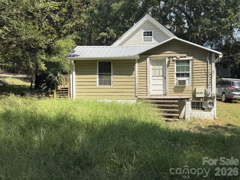 Photo of 1230 Columbus Street, Albemarle, NC 28001 (MLS # 4422992)