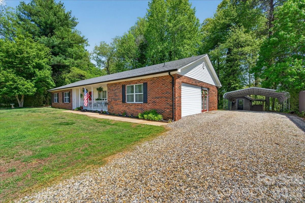 7142 Little Mountain Road