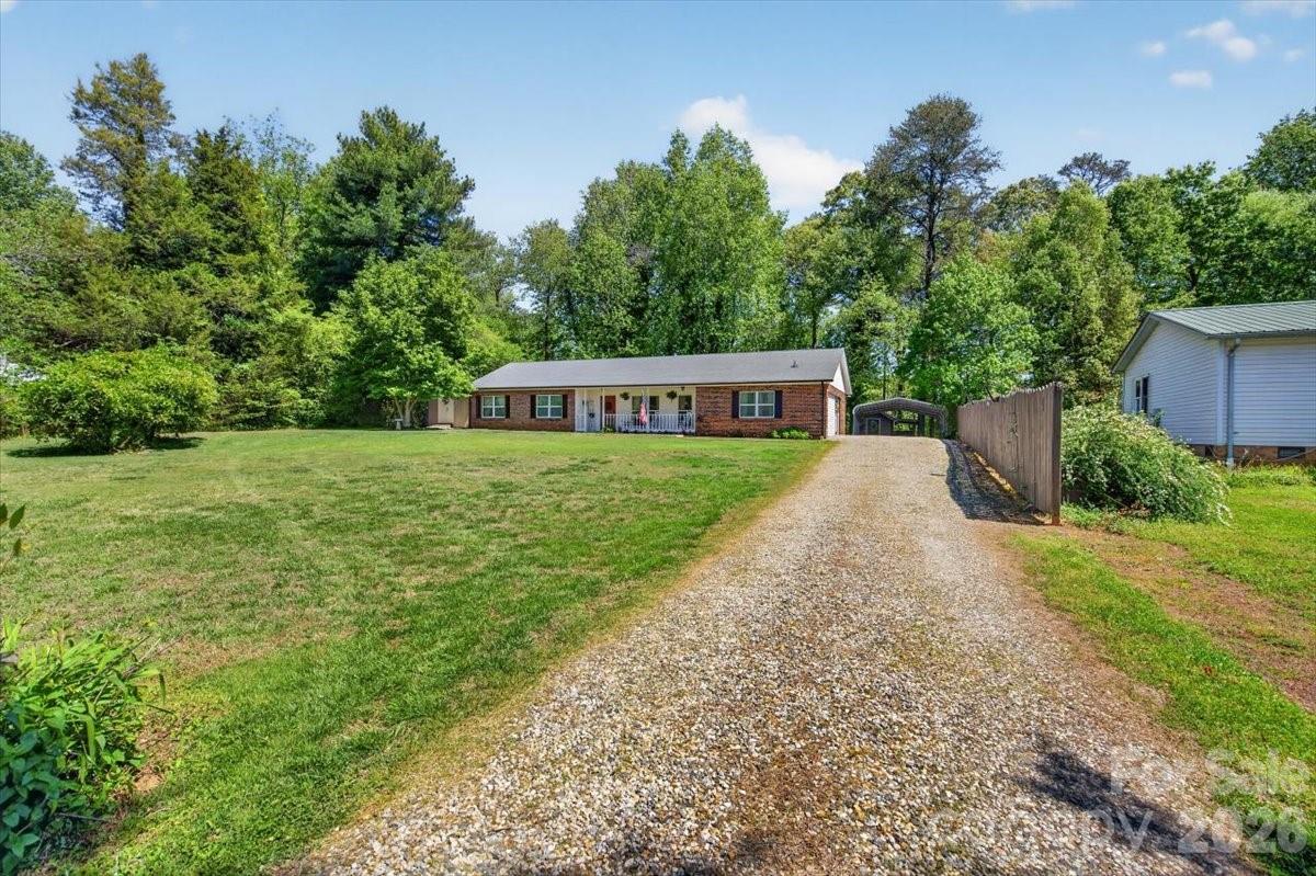 7142 Little Mountain Road