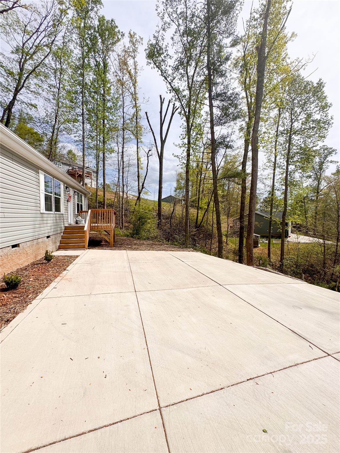 15 Luther Woods Drive