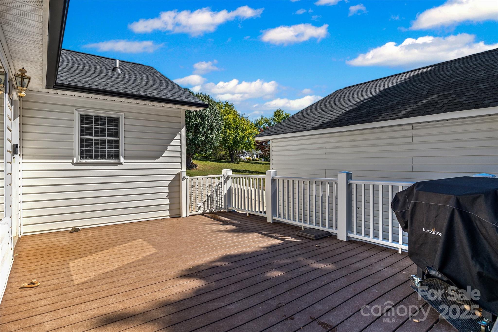 Quail Lakes - Residential