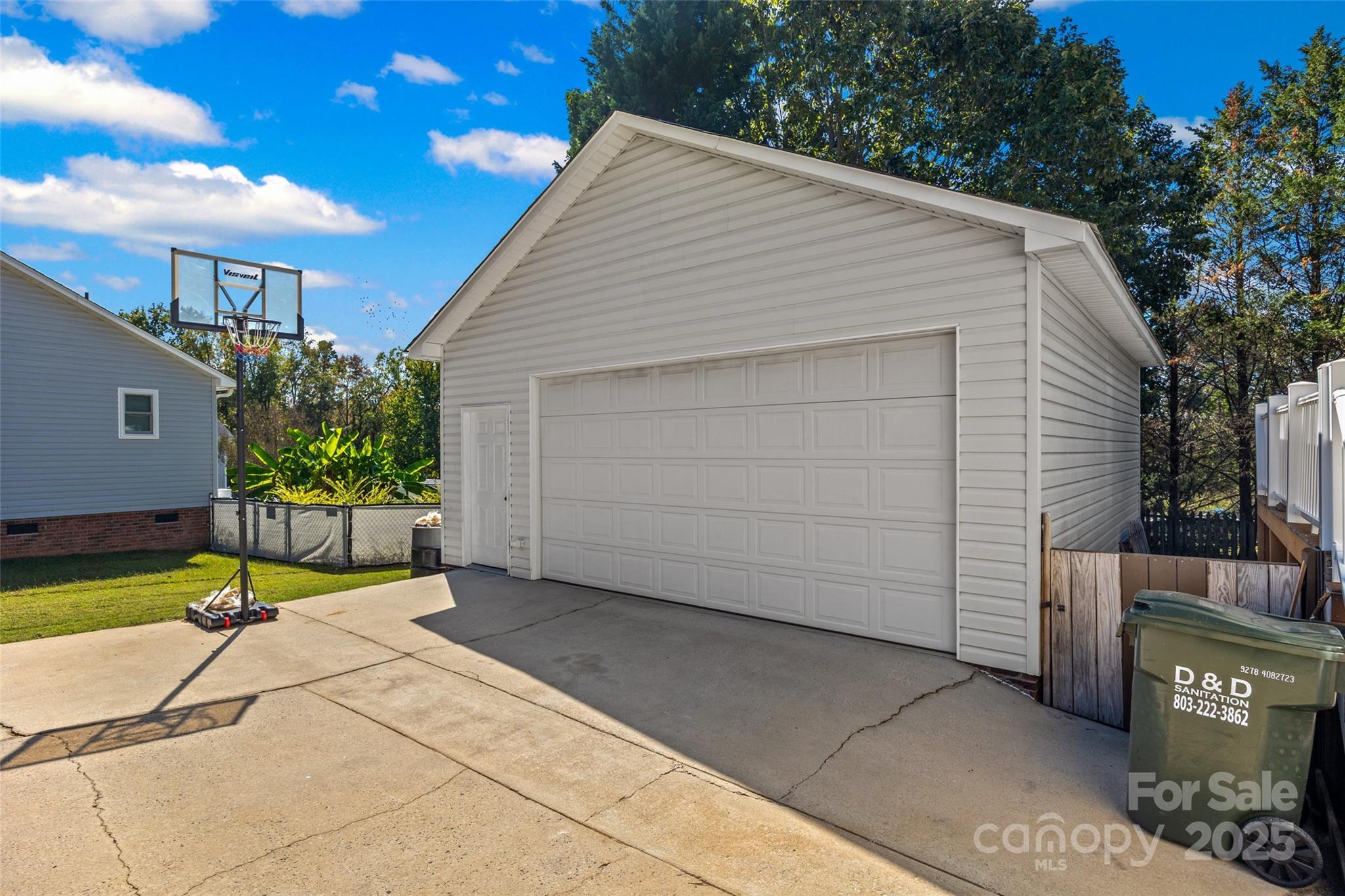 Quail Lakes - Residential