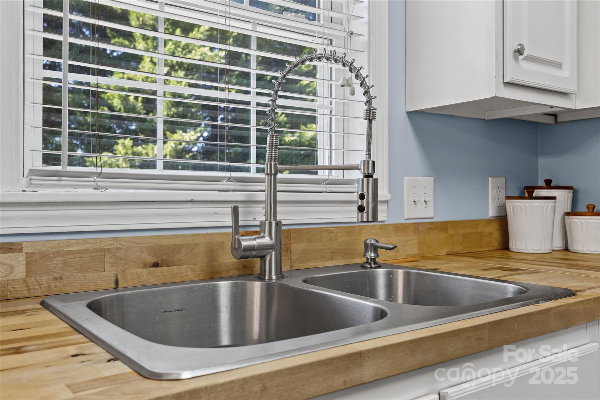 Quail Lakes - Residential