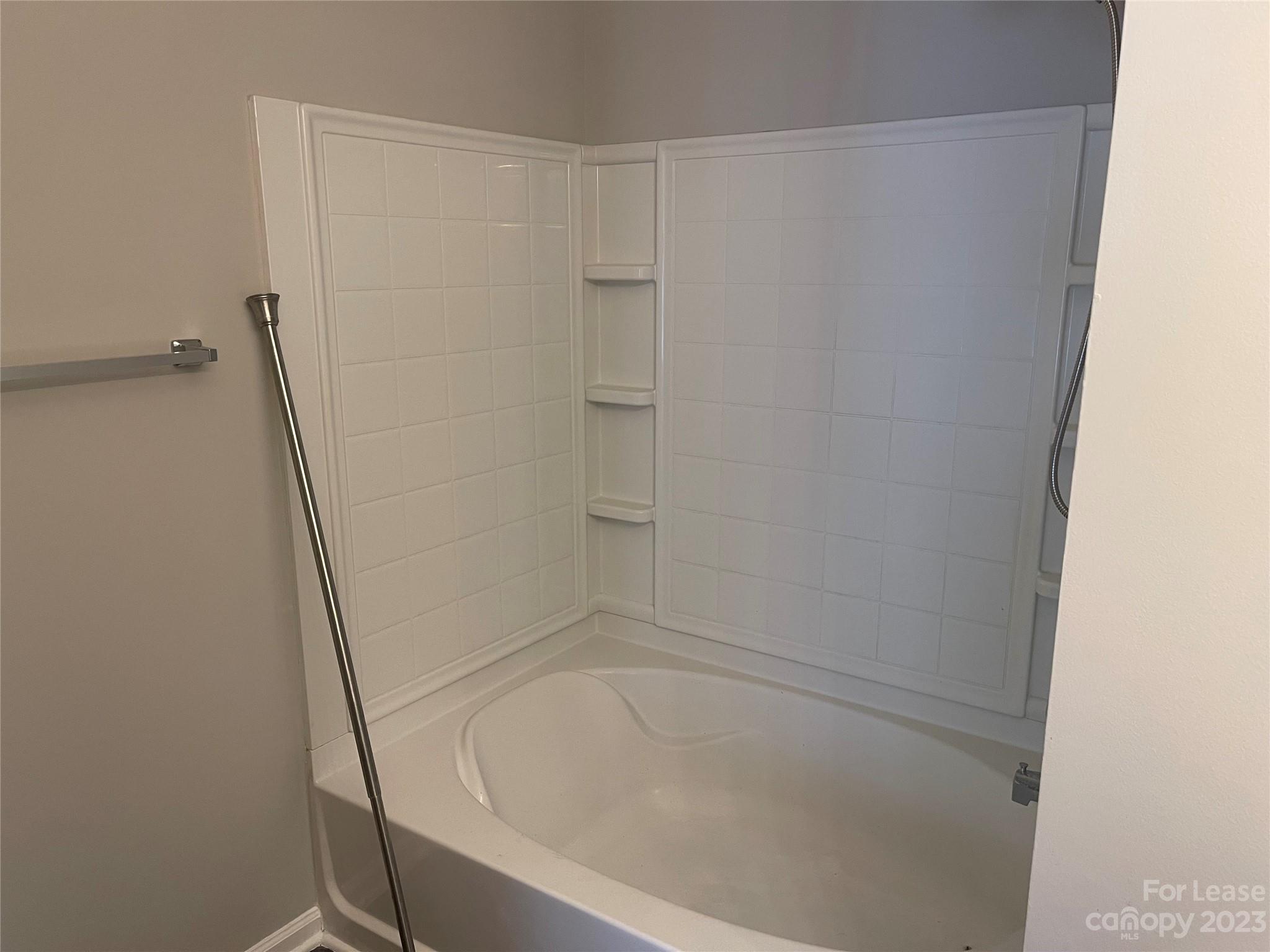 Coventry Court Townhomes - Residential Lease