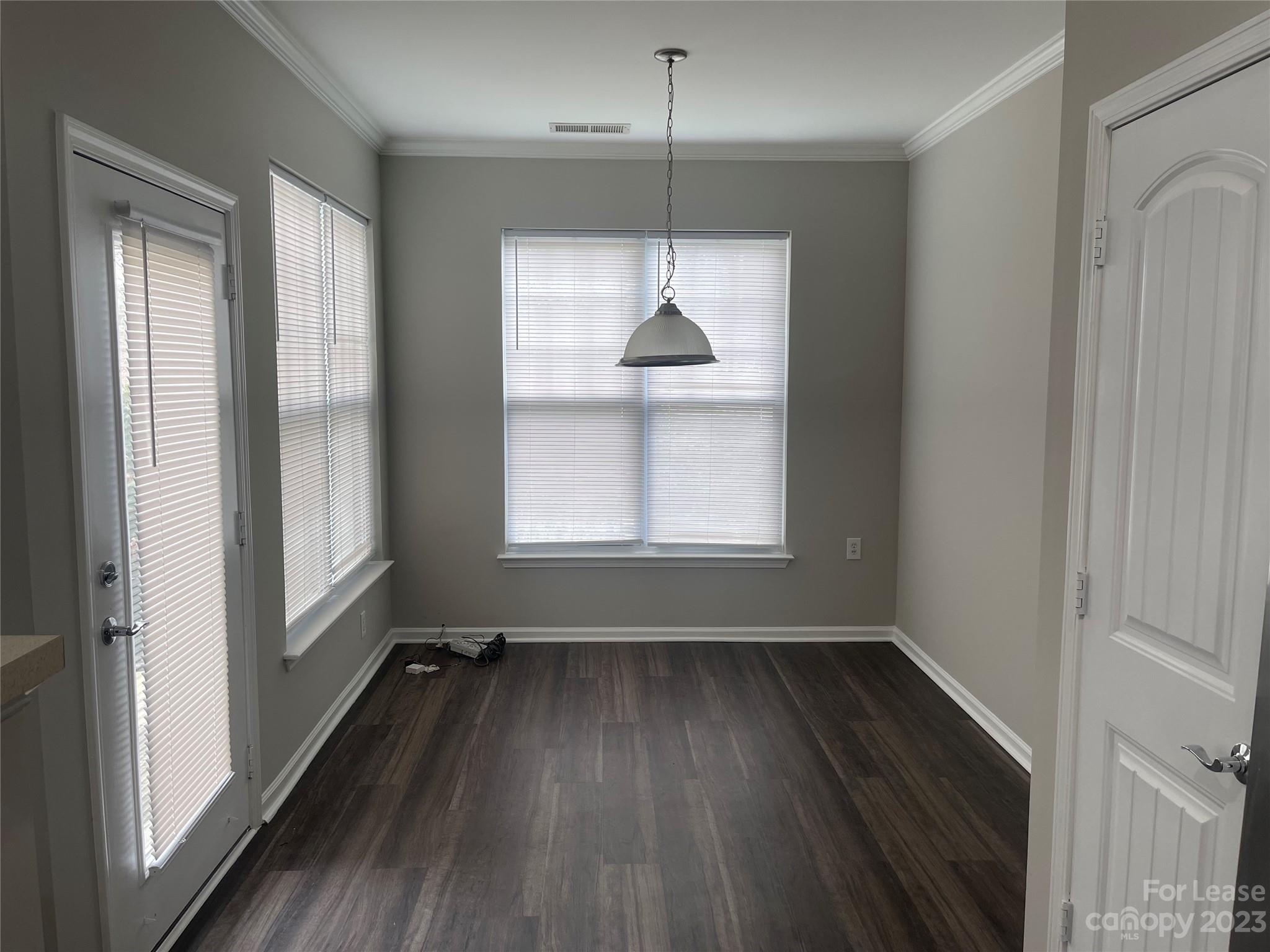 Coventry Court Townhomes - Residential Lease