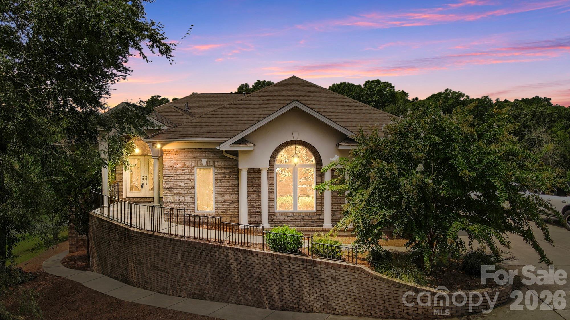 2725 Windswept Cove