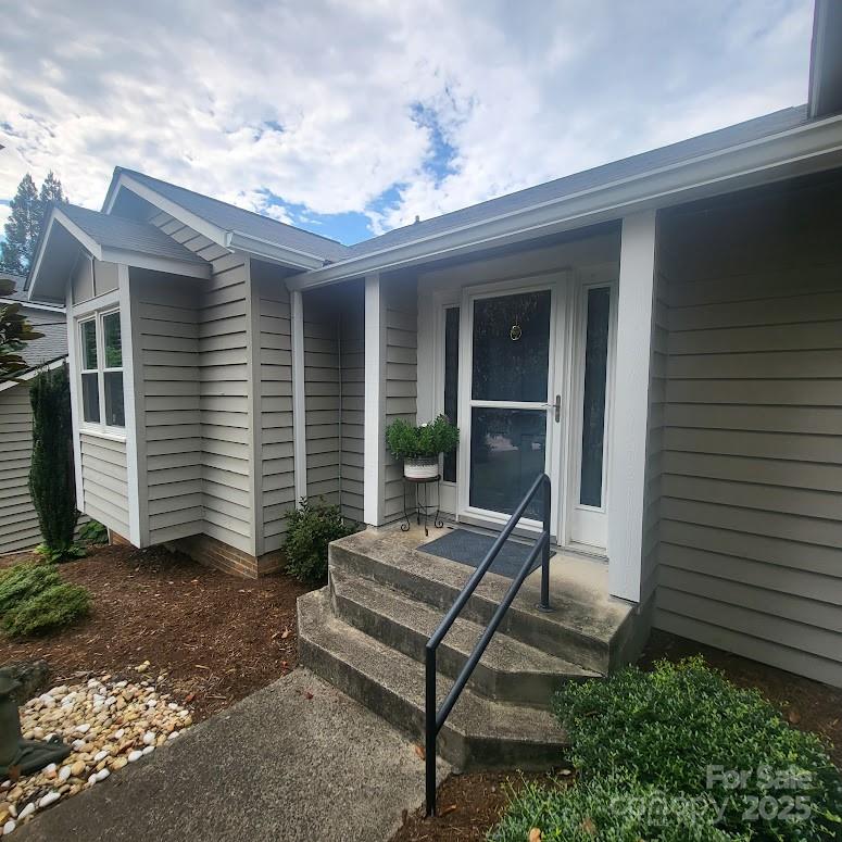 35 Cedarcliff Circle