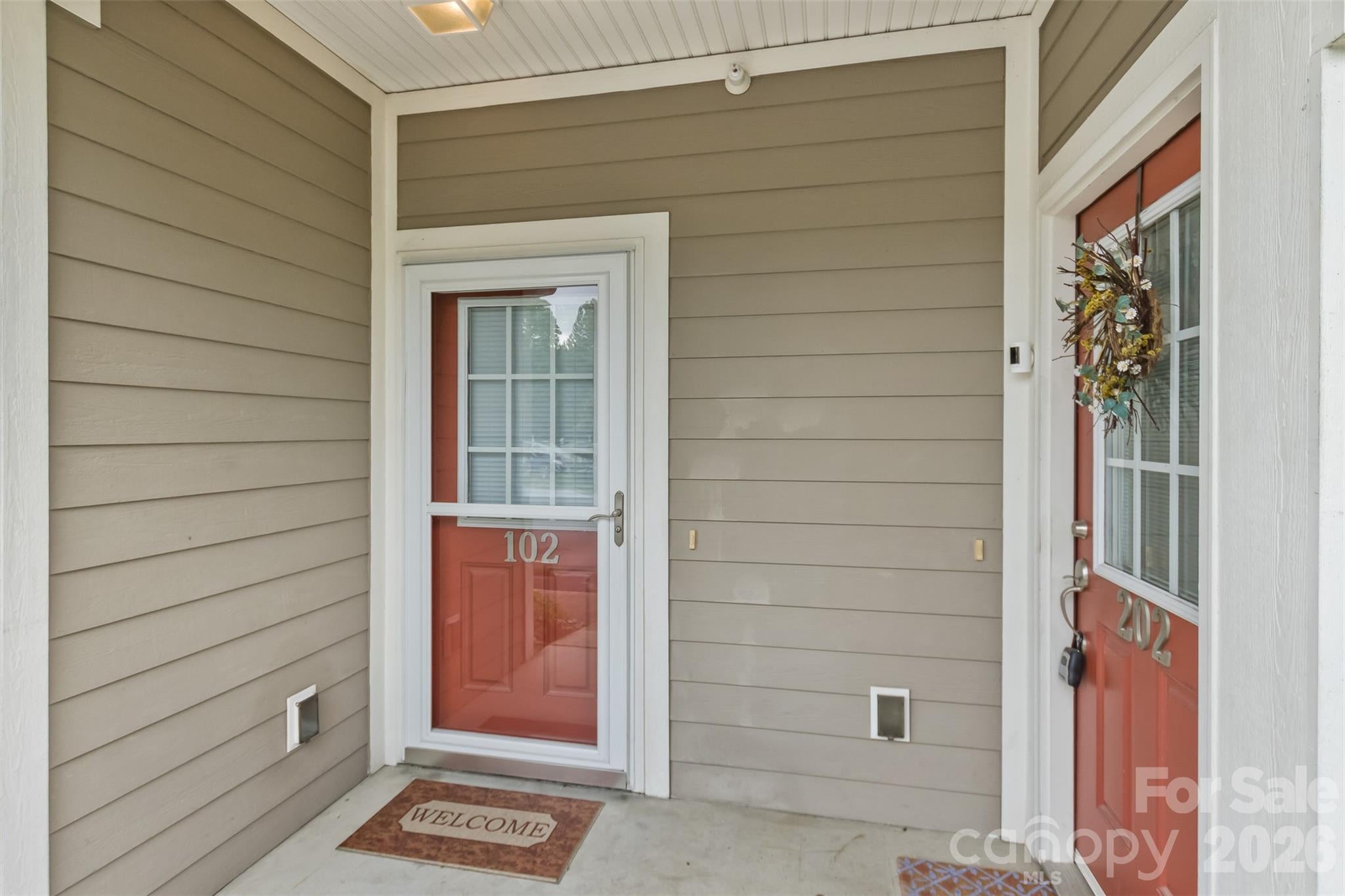 123 Foxden Drive 102