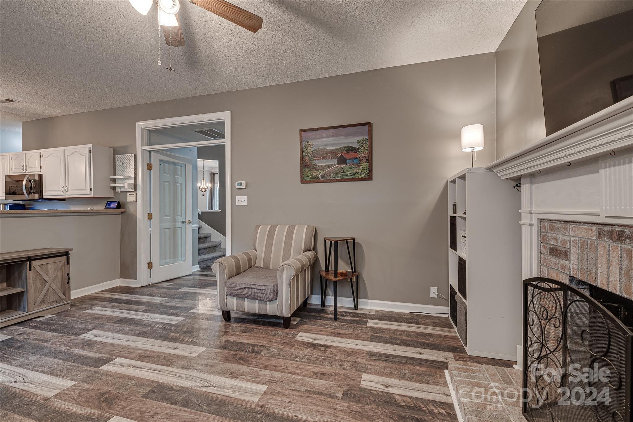 Lantern Green - Residential